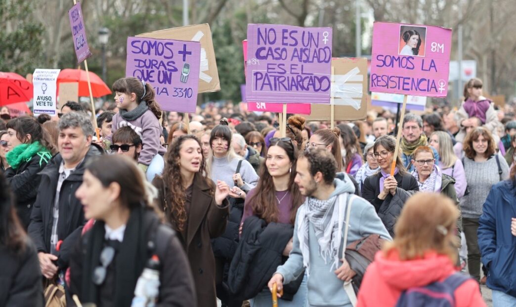Thousands Rally in Spain for Women’s Rights, Protest Iran War