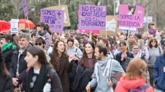 Thousands Rally in Spain for Women’s Rights, Protest Iran War