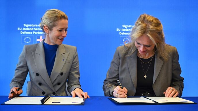 EU, Iceland Sign Defence Cooperation Pact