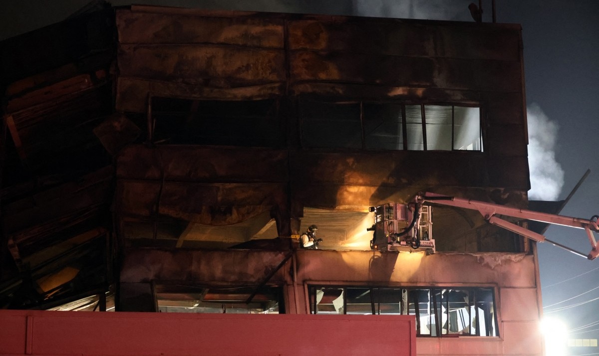 10 Killed in South Korea Factory Fire