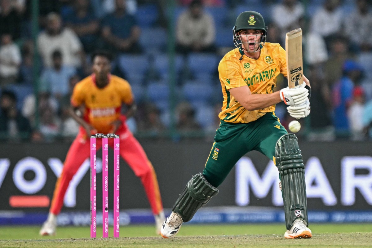 Proteas Edge Zimbabwe to Reach T20 Semifinal