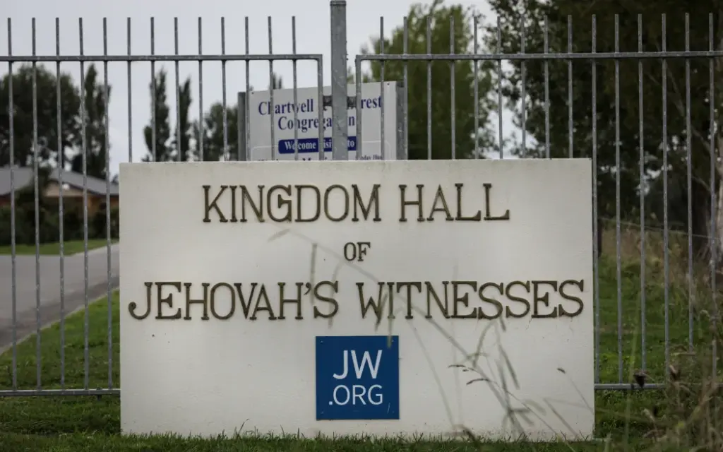 Jehovah’s Witnesses Allow Members To Store Own Blood