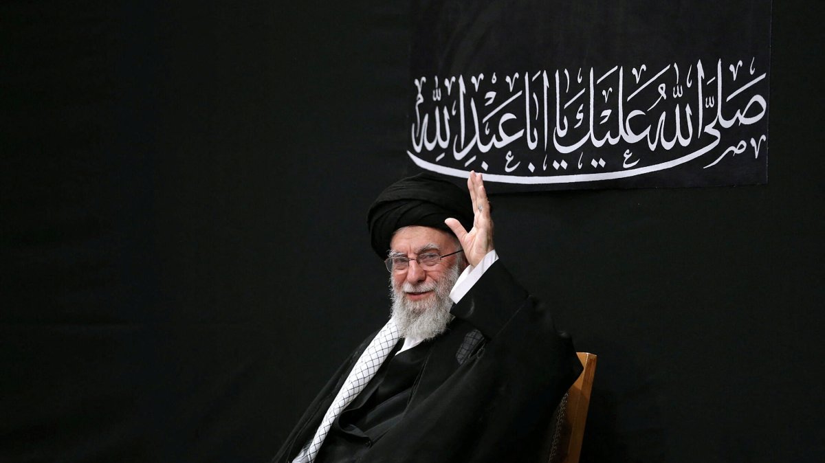 Iran Announces New Leader (News Central TV)