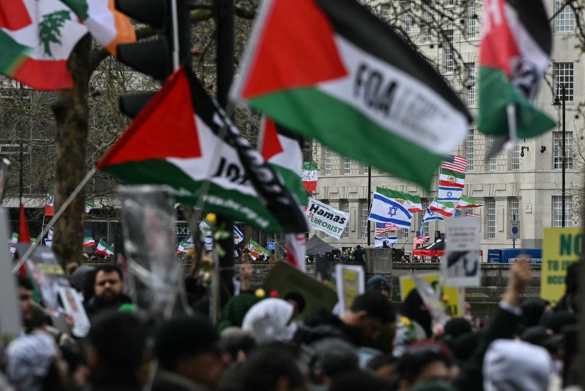 London Hosts Banned Pro-Palestine Rally (NewsCentral TV)