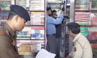 India Seizes 20,000 Pirated Books in Raid (NewsCentral TV)