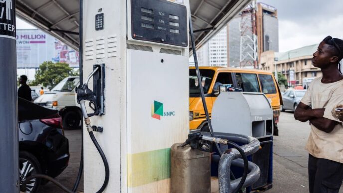 NNPCL, Other Stations Increase Petrol Prices