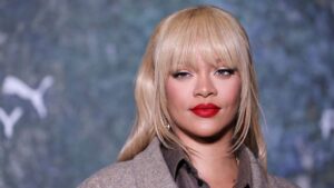 Rihanna (News Central TV)