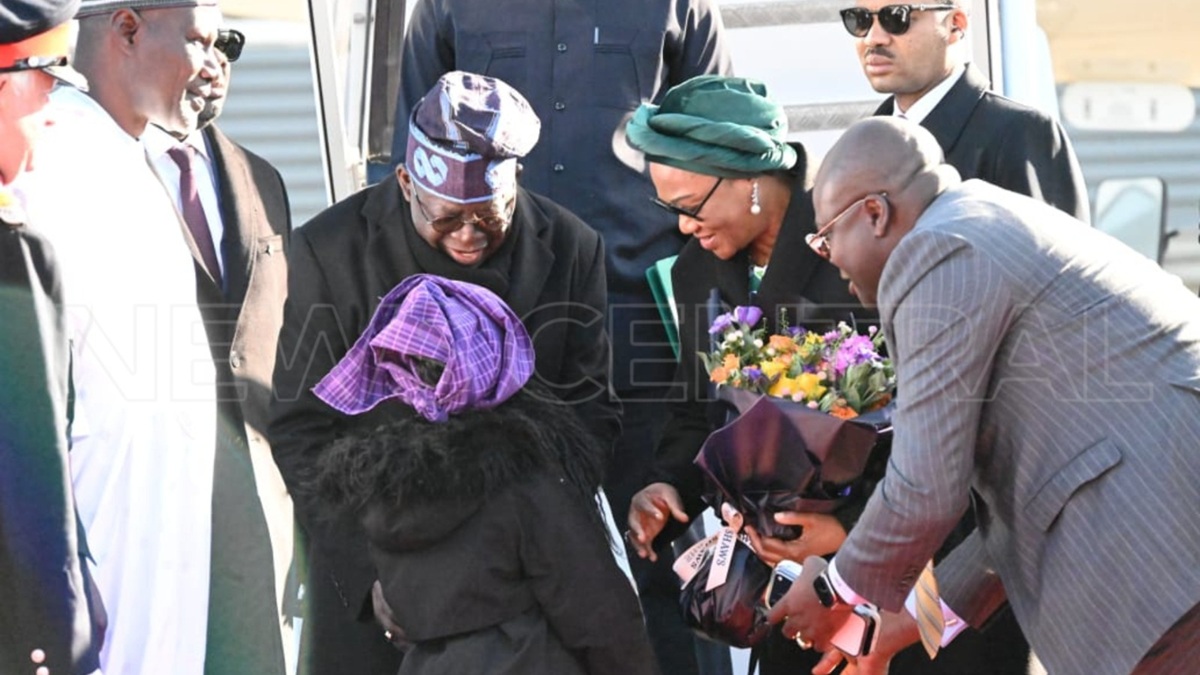PHOTOS: Tinubu, First Lady Arrive U.K (News Central TV)