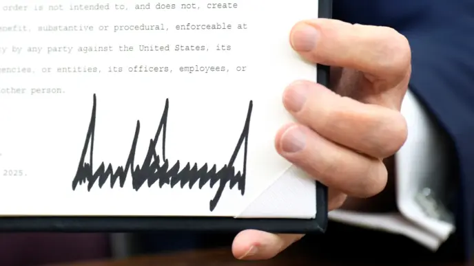 Trump’s Signature to Appear on US Currency