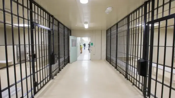 UK Expands Detention to Fast-Track Deportations