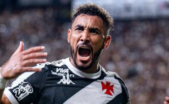 Payet Announces Retirement from Football