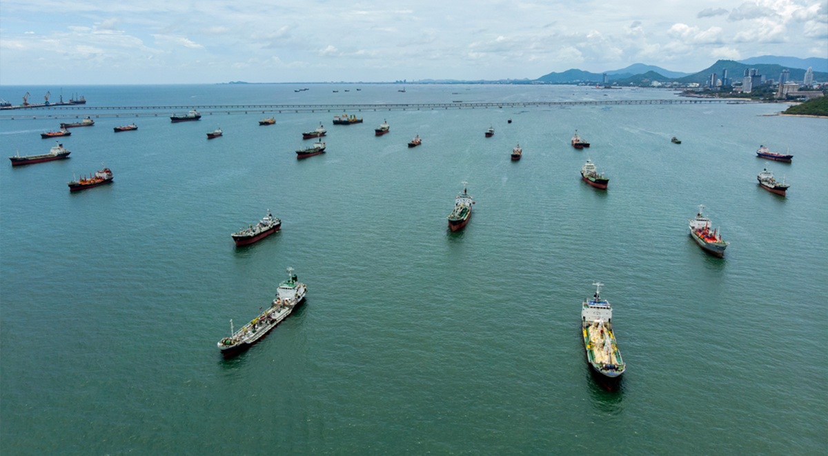 Oil tanker previously anchored in the Strait of Hormuz.