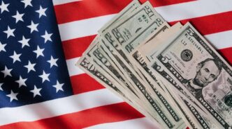 US Lowers Fee to Give Up Citizenship