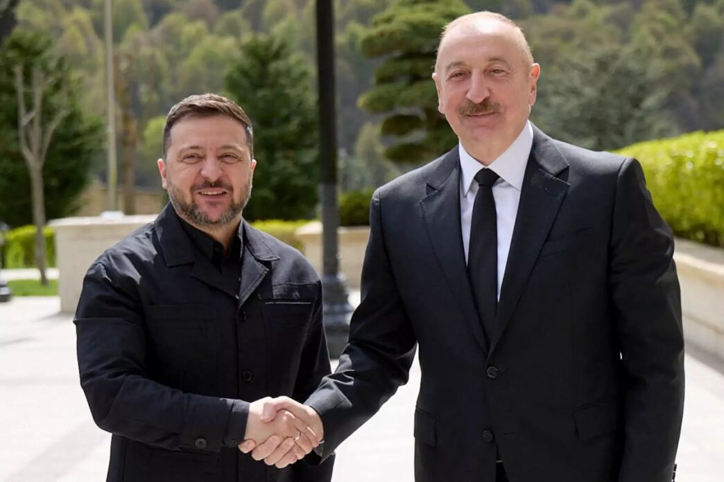 Ukraine, Azerbaijan Sign Defence Cooperation Deals 