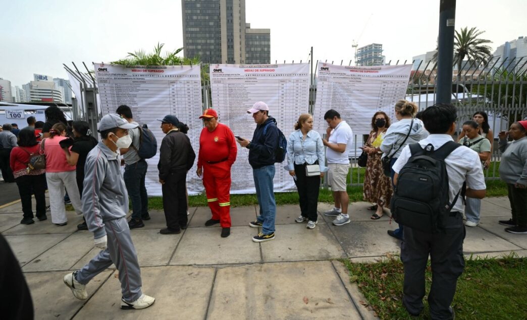 Polls Open in Peru Presidential Election