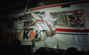 Death Toll from Indonesia Train Crash Rises to 16