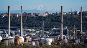 Fossil Fuel (News Central TV)