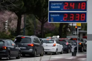 France Offers €50,000 Fuel Loans to Businesses