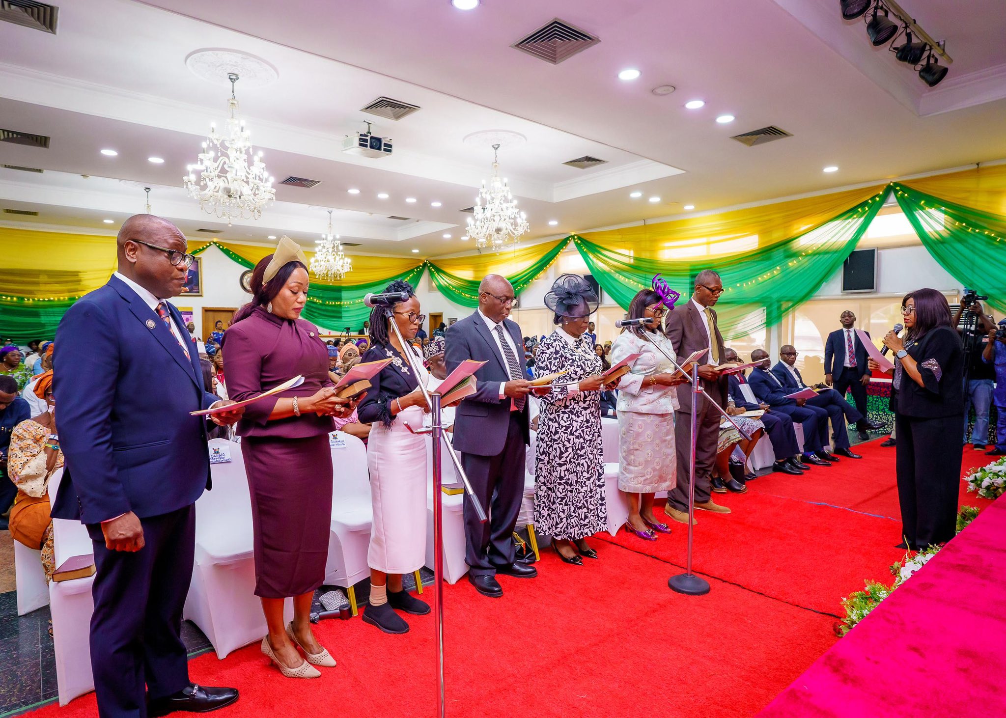 Sanwo-Olu Swears In Seven New Secretaries (NewsCentral TV)