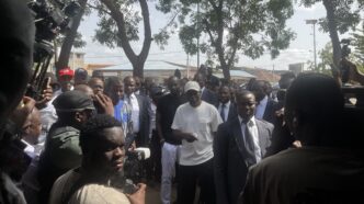 In Pictures: Outgoing President Talon Votes