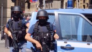 Italian Police Nab Mafia Fugitive