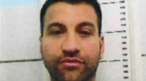 Italian Police Nab Mafia Fugitive