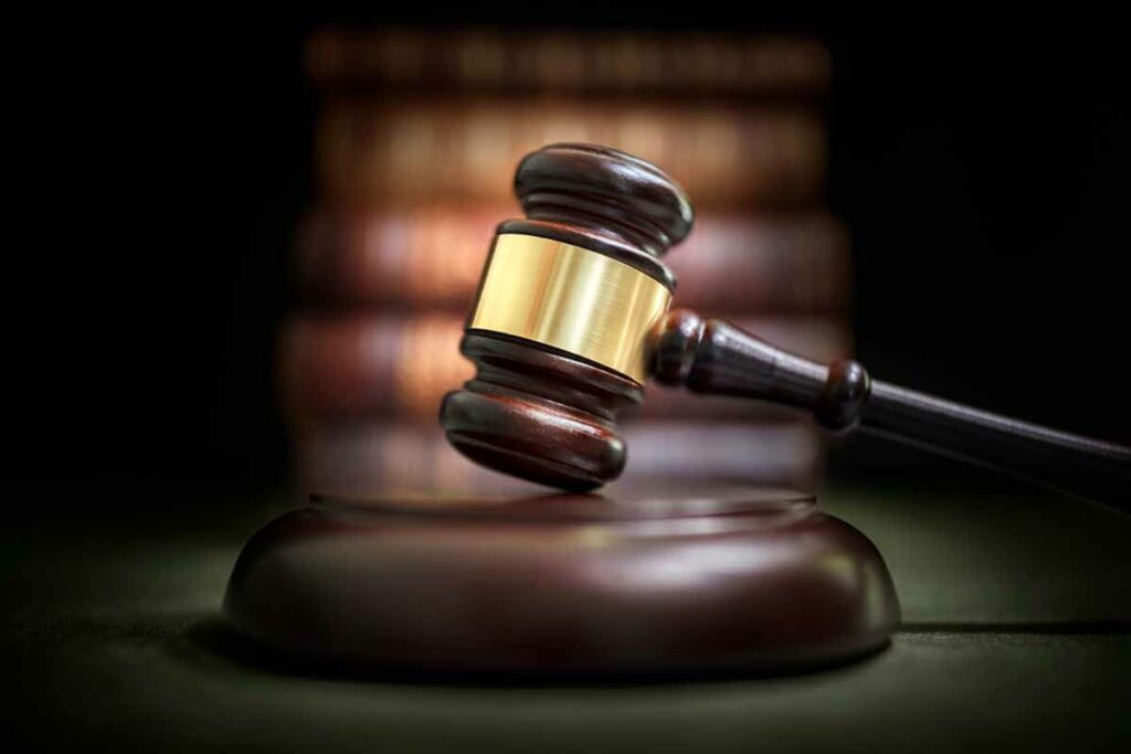 US Convicts Four Nigerians for Email Fraud (NewsCentral TV)