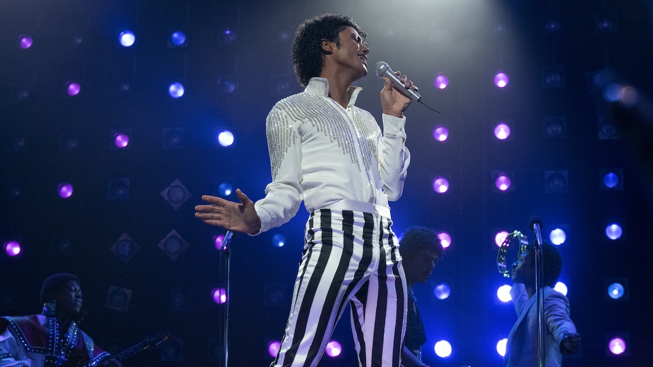 Michael Jackson Biopic Tops Box Office (NewsCentral TV)