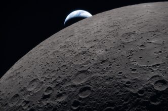 NASA Releases “Earthset” Photo From Moon