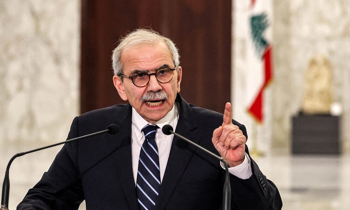 Lebanon President, PM, Review Readiness for Israel Talks