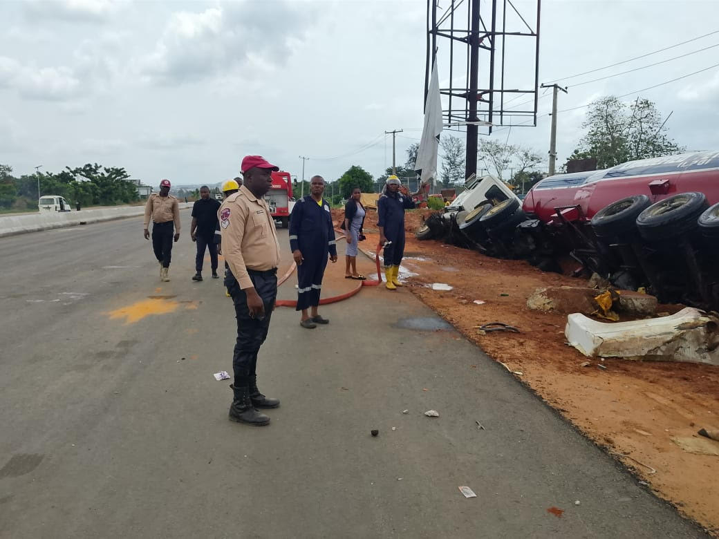 One Dead in Awka-Enugu Highway Tanker Crash