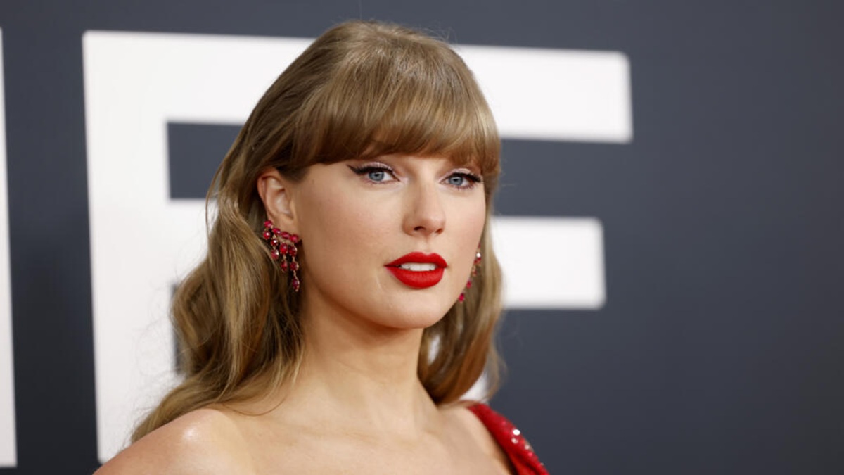 Taylor Swift Files to Trademark Voice