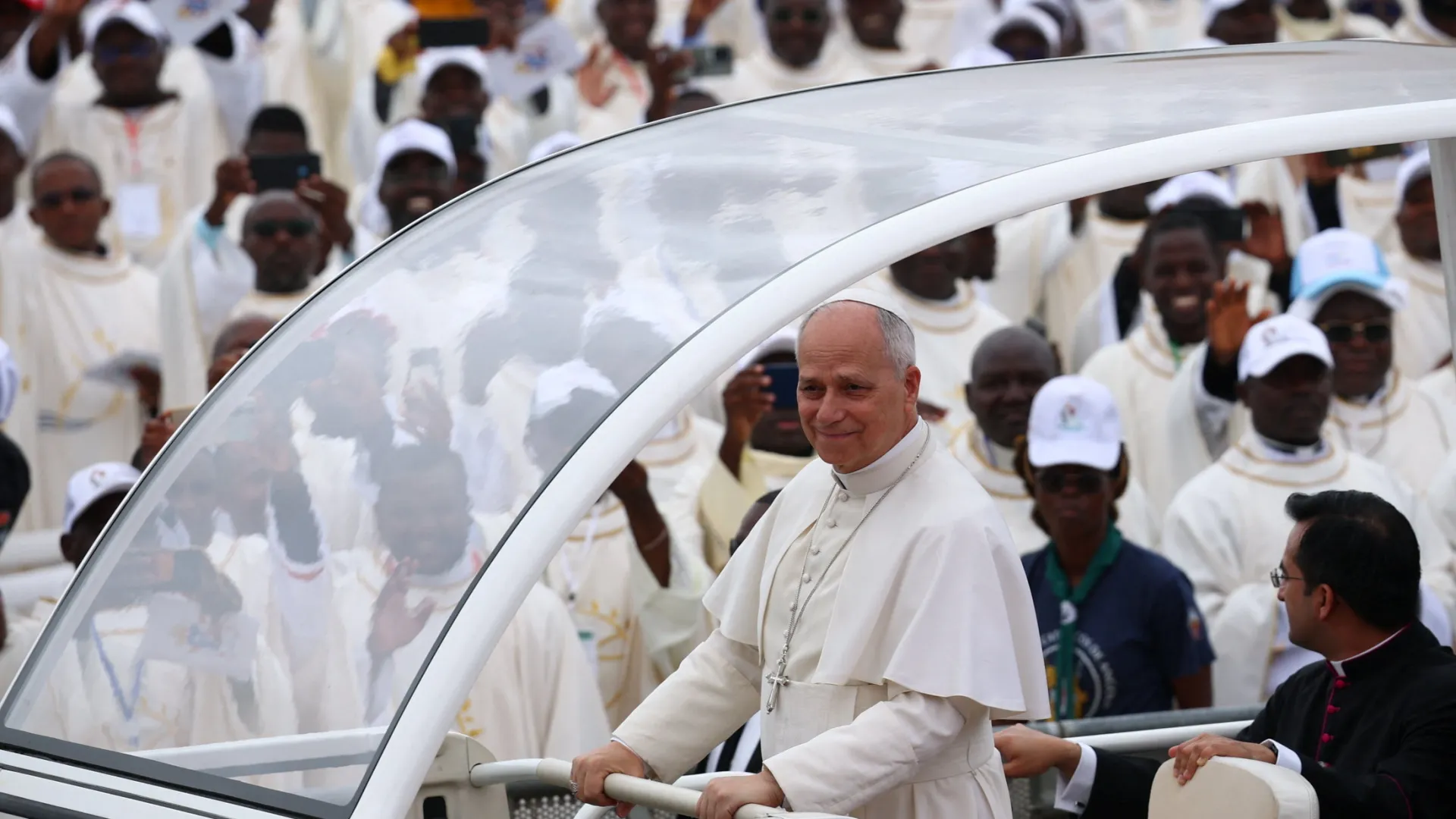 Cameroonians Welcome Pope Leo XIV (News Central TV)