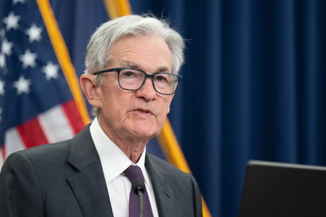Powell to Remain Federal Reserve Governor After Term Ends