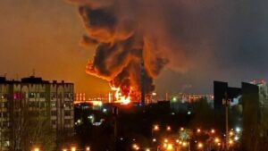 Russian Strikes Injure 25 in Ukraine(NewsCentral TV)
