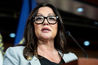 US Labour Secretary to Leave Trump Administration