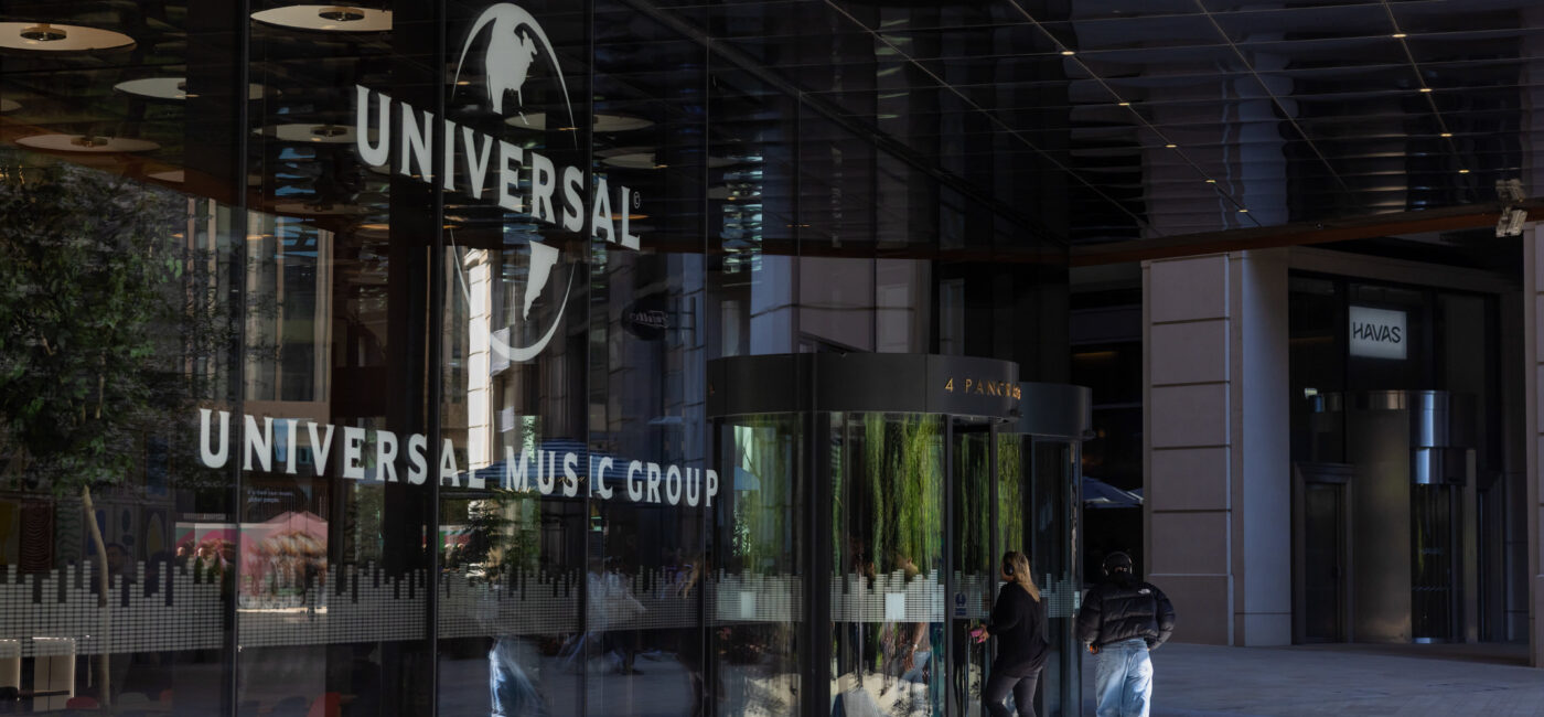 Pershing Square (News Central TV)