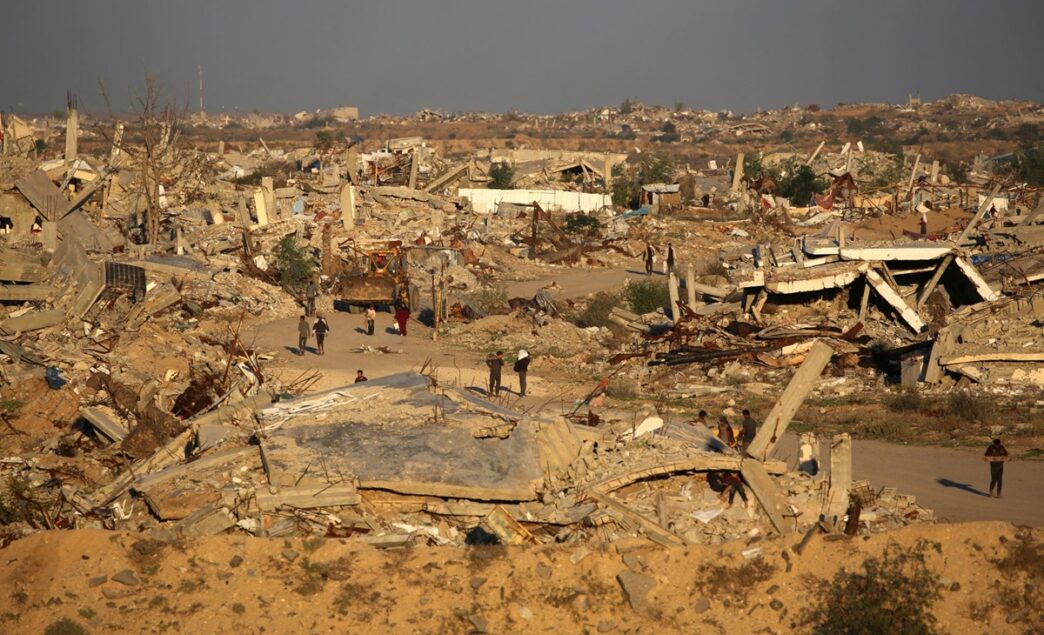 10 Killed Near Gaza School in Clashes, Israeli Strikes 