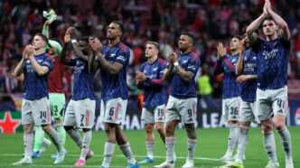 Alvarez Penalty Earns Atletico Draw with Arsenal