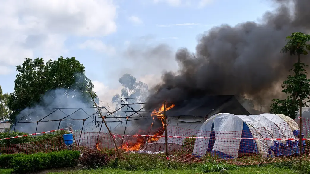 Ebola Riot Destroys Hospital Tents in DRC (NewsCentral TV)