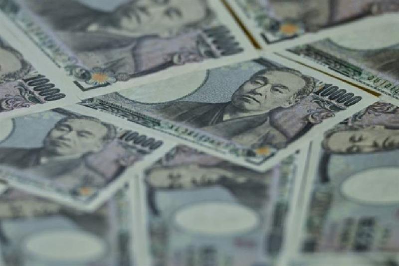Japan Spends $32Billion to Stabilise Weakening Yen