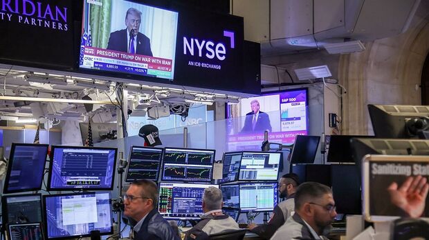 Stocks (News Central TV)