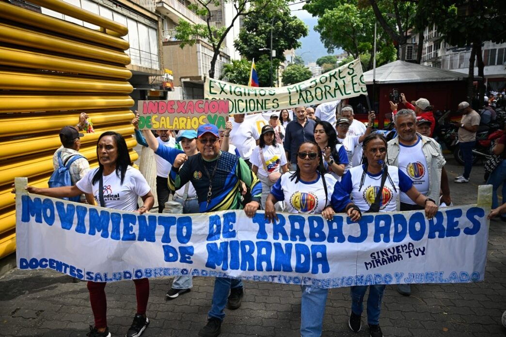Venezuelans Protest ‘Insufficient’ Wage Hike 