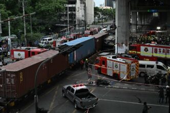 Train-Bus Collision Kills Eight in Bangkok