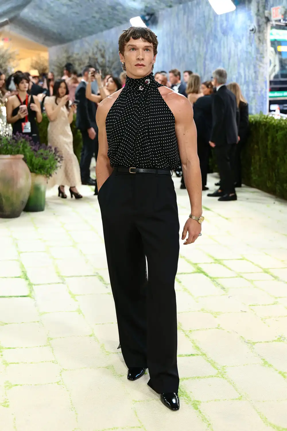Photos: Stars Stun At Met Gala (News Central TV)