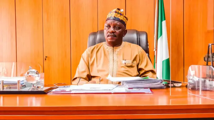 EFCC Arrests Convicted Ex-Minister Saleh Mamman (News Central TV)