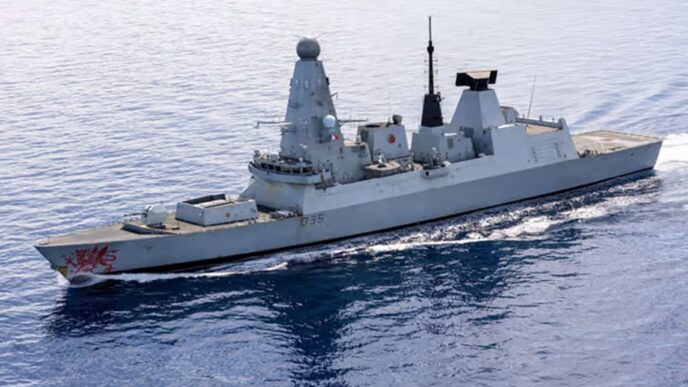 UK to Deploy Warship to Middle East Ahead of Hormuz Mission