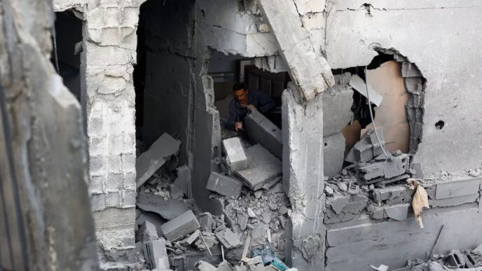 Gaza Strike Kills Hamas Wing Leader