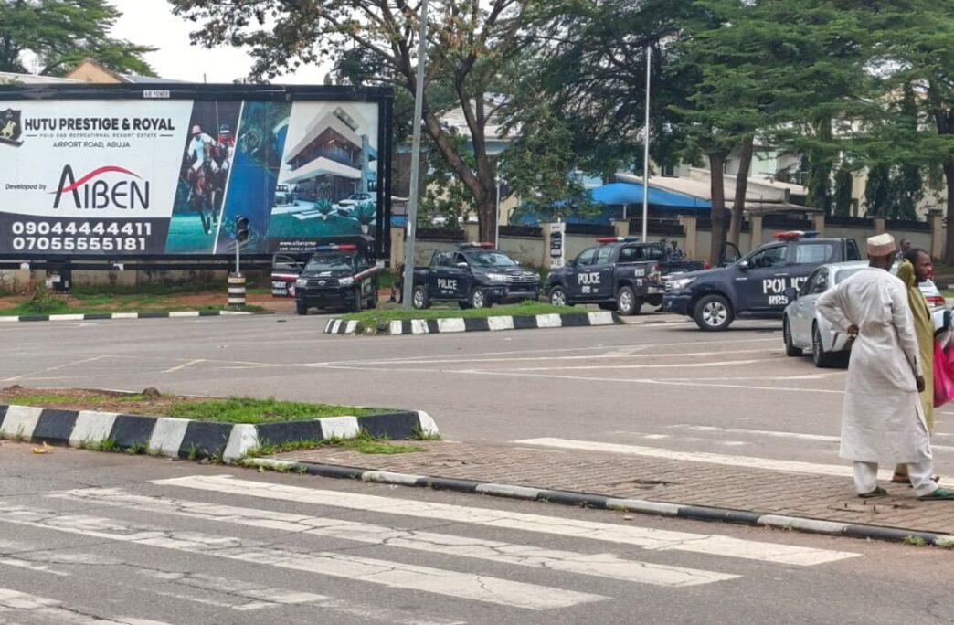 Police Block Venue of PDP Faction’s Ratification Convention