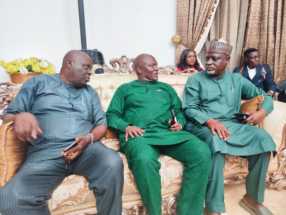 n Pictures: News Central TV Visits Plateau Governor (NewsCentral TV)